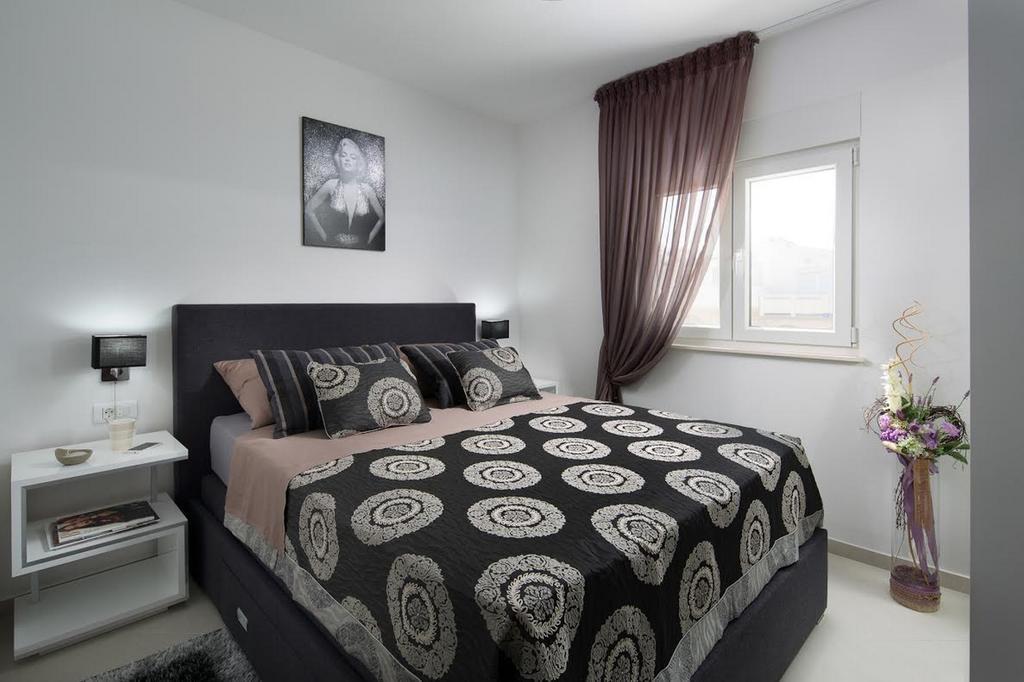 Apartments Vista Royal Вир Екстер'єр фото